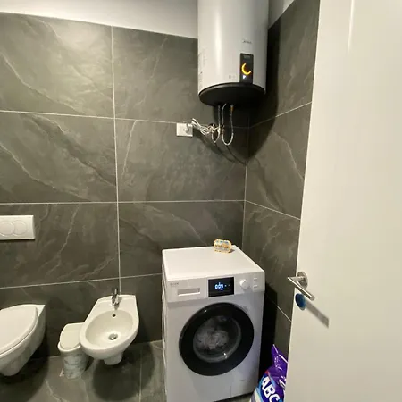 Apartment Yawanawa Tirana